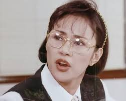 Oh lawd... Roy bai iz wey yuh deh.... Anada Big Auntie...lol 😁 Dis wan  willin tuh share. 😂😂😂