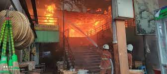 Ratna florist, toko bunga ucapan / karangan bunga terlengkap 24 jam melayani wilayah surabaya, sidoarjo, gresik. Bnbhtxcwggglfm