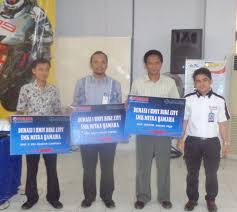 Sekolah ini menyediakan berbagai fasilitas penunjang pendidikan bagi anak didiknya. Smk Bisa Edukasi Yamaha Lampung