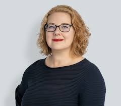 Litigation Legal Assistant Erica Knerr
