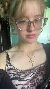 Caitlin Mchenry's Instagram, Twitter & Facebook