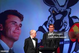 Peter and Leisa Moore arrive for the 2010 Australian Football Hall of...  News Photo