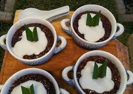 Ambil beras ketan lalu tuangkan air dalam rice cooker dan masak selama 30 menit atau sesuai. Resep Bubur Ketan Hitam Rice Cooker Bikinramadanberkesan Oleh Pawon Ibuk Cookpad