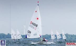 The radial uses the same hull and fittings as the laser standard, but has a smaller sail (5.8 m²) than the standard with a different cut, and has a shorter lower mast section. Laser Radial Youth World Championships At Kingston Yacht Club Canada Day 4