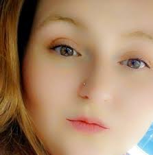 Mobile dog groomer for small dog nail trims