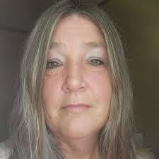 Stacey Skaggs's Instagram, Twitter & Facebook