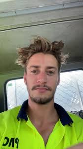 Charles Jakab (@charlesjakab)