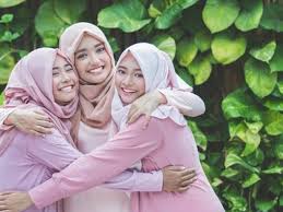 اَجْلِ = qolqolah sugra, karena ada huruf jim mati/sukun ditengah kalimat. Kandungan Surat Al Maidah Ayat 32 Saling Menjaga Antar Sesama Dream Co Id