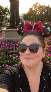 Sunglass Icon by Sunglass Hut Closed at Downtown Disney District  https://dlnt.news/576_23