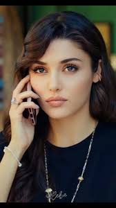 Esa mujer es de verdad #amorpropio #mujeresempoderadas #poesia #reflexion  #fypシ゚viral #parati #fyp #videoviral #frases