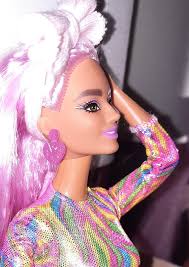 𝑪𝒐𝒎𝒆 𝒐𝒏 𝑩𝒂𝒓𝒃𝒊𝒆, 𝒍𝒆𝒕'𝒔 𝒈𝒐 𝒈𝒆𝒕 𝒂 𝒔𝒏𝒐𝒘 𝒄𝒐𝒏𝒆!🍧✨  Barbie called..📞 she said you might need this to kick off a totally  fabulous weekend! 𝐁𝐚𝐫𝐛𝐢𝐞 𝐃𝐫𝐞𝐚𝐦 𝐇𝐨𝐮𝐬𝐞: silver fox + bubble  gum +