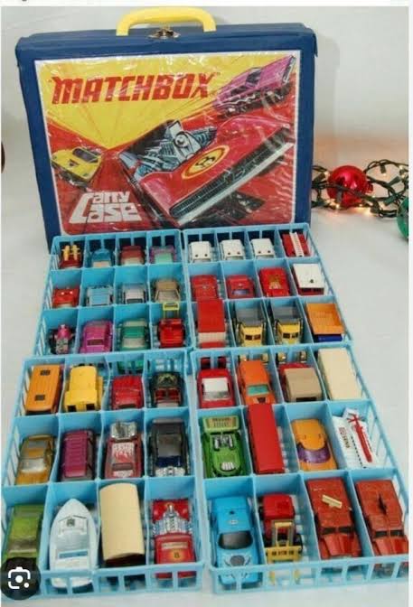 Matchbox-Autos waren in den 1970er Jahren sehr beliebt, aus Druckgussmetall gefertigt, mit beweglichen Teilen. Wer hatte sonst noch Spaß beim Sammeln dieser Autos? Hat jemand seine Sammlung noch? Irgendwelche Favoriten? : r/70s