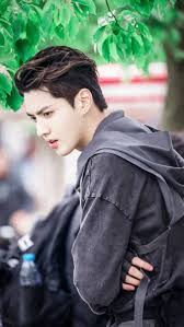 Jun 07, 2021 · kris wu, mantan personel boy group exo ini belakangan ramai jadi perbincangan di kalangan pengguna sosial media tiongkok, weibo. 400 Kris Wu Yifan Ideas Kris Wu Wu Yi Fan Kris Exo
