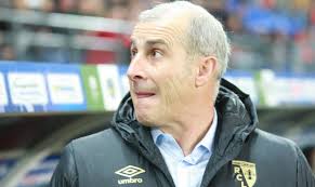 Lens, la bête blessée