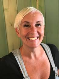 Morris roots locks/natural hair salon, london, united kingdom. Stylists Natural Roots