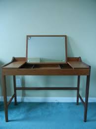 À¸› À¸à¸ž À¸™à¹ƒà¸™à¸šà¸­à¸£ À¸” Vanity Table
