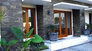 Untuk memberikan nilai estetika dan nilai seni pada bagian depan rumah anda, maka anda dapat membuat kolam ikan mungil atau taman mini untuk melengkapi teras rumah minimalis anda. Keren 47 Desain Teras Rumah Minimalis Modern Inspirasi Model Teras Rumah Yang Cantik Dan Menarik Youtube