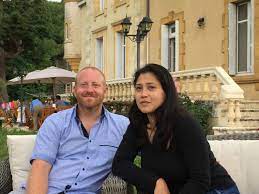Many brits have moved to france to buy crumbling french chateaus to renovate into stunning homes. Where Is Escape To The Chateau Diy Filmed Locations For New Series And What Time It S On Channel 4 Tonight