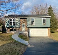View listing photos, review sales history, and use our detailed real estate filters to find the perfect place. 1128 N Shore Drive Wauconda Il 60084 Mls 10604076 Properties