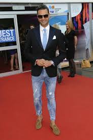 Niemand minder dan fred van leer is door rupaul gevraagd om drag race holland te 72 shows zijn aangekondigd voor de theatervoorstelling van fred van leer. Fred Van Leer Outfits Kleding