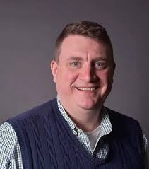 Marc Howe's Instagram, Twitter & Facebook