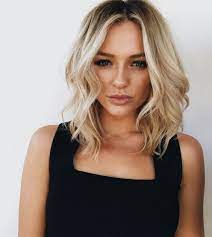 Curly hairstyles, hairstyles for wavy hair, medium length hairstyles. Shoulder Length Layered Hair Styles Hair Styles Medium Hair Styles Shoulder Length Layered Hair