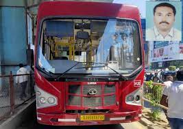 In Surat once again the incident of accident came to light