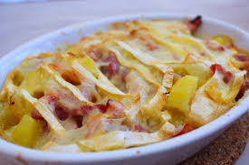 Tartiflette Au Reblochon De Savoie Tartiflette Reblochon Recettes De Cuisine Tartiflette