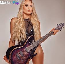 Sophie Lloyd Nude OnlyFans Leak Picture EO79LYKlau | MasterFap.net