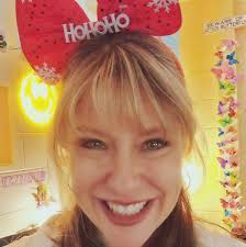 Seriously. This dog is SO FLUFFY I'M GONNA DIIIIIIE.