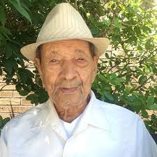 Armando Carillo's Instagram, Twitter & Facebook