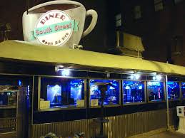 These Are The 24 Best 24 Hour Diners In The Country Food Places Diner American Diner