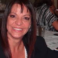 Carol Hutt's Instagram, Twitter & Facebook