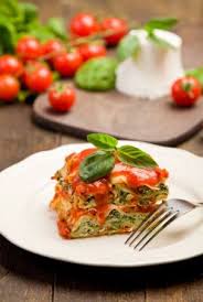 Lasagnes Epinards Ricotta Lasagnes Aux Epinards Et Ricotta Une Delicieuse Recette De La Cuisine Francaise Faites Lasagnes Lasagne Courgette Lasagnes Epinards