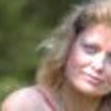 Doris Cribbs: Model maker in Tampa, Florida.