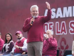 El gobernador de Michoacán, Alfredo Ramírez Bedolla, se pronunció a favor  de una sucesión femenina en el estado durante una asamblea en Zacapu. El  funcionario destacó la ausencia de deuda pública de