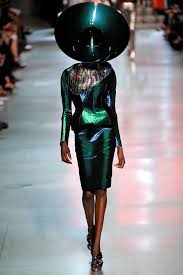 Klepthoemaniac Paco Rabanne Young Fashion Futuristic Fashion Design