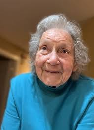 Michelle Garon's Instagram, Twitter & Facebook