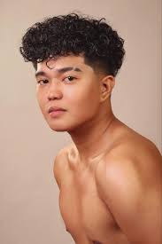 LOOK l meet 1st group...