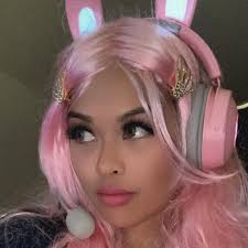 Alyssa Bella Ware †