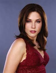 One Tree Hill: Brooke Davis or Peyton Sawyer?