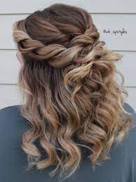 Beautiful Halfup Hairstyle Half Updo Hairstyles Hair Styles Braided Half Updo