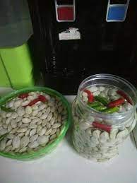 Cara membuat sambalan kentang petai panaskan wajan, tuangkan minyak secukupnya. Mak Ajar Buat Jeruk Petai Senang Je Rupanya Dari Dapur Kak Tie