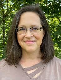 Beth Voss's Instagram, Twitter & Facebook