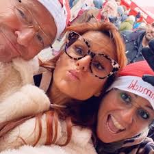 Last year, schmitz revealed that she's been. Sabine Schmitz Motorsport Frikadelli Weihnachtsmarkt 2019 Wie Immer Toll Mit Andrea Berg De Black Fooss Und De Womber Jonge Gleich Noch Leslie Frank Frikadelli Andreaberg Klausabbelen Blackfooss Porsche Gluhwein Nurburgring