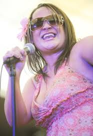 Lisa Hookano's Instagram, Twitter & Facebook