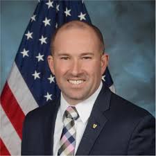 DISA's Shift: Less Data in the Cloud and Embracing AI in Government Tech