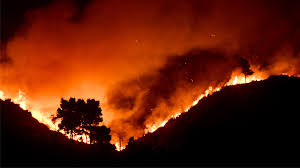 Οι δυο φωτιές ξεκίνησαν με διαφορά λίγων ωρών μεταξύ τους και συνεχίζουν να καίνε ταυτόχρονα στην αττική, γεγονός που καταδεικνύει τις μεγάλες . N3y5elvk Bun1m