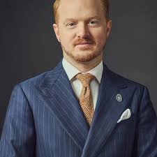 Hey look there I am with winemakers Ann Sperling and Peter Gamble! There's  a reason Ann has been