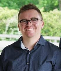 Melinda Sampson's Instagram, Twitter & Facebook